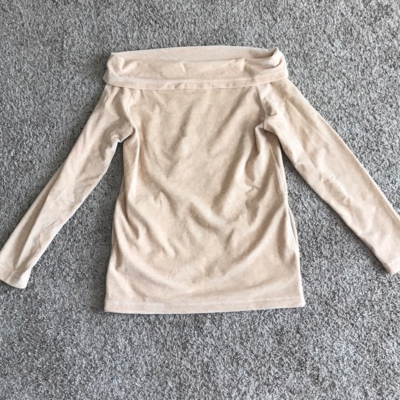 Escada Off-The-Shoulder Top - Picture 5 of 6